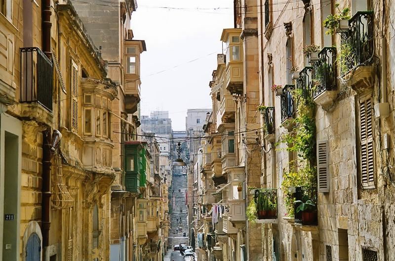 Revelion Valletta  ᐈ 14 Hoteluri